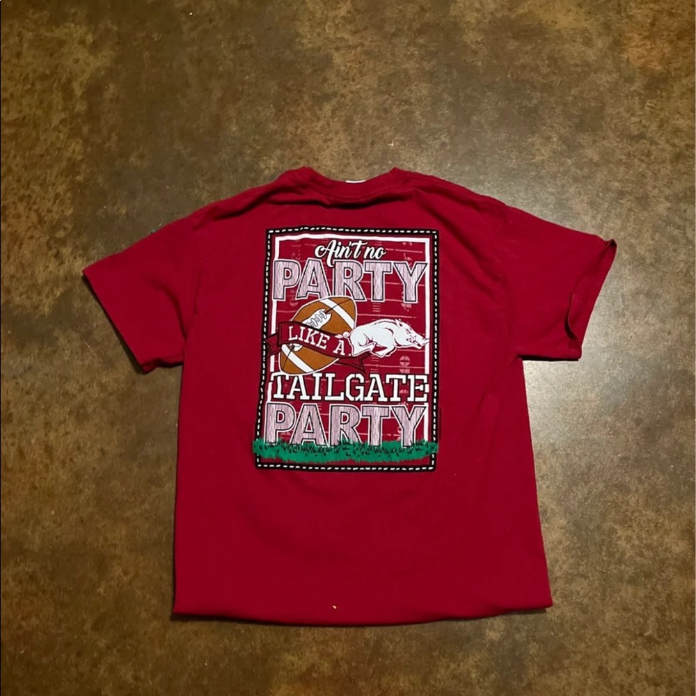 Arkansas Razorback tailgating tshirt